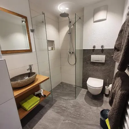 ホテル ＆ レストラン アム オブストガルテン Oberteuringen