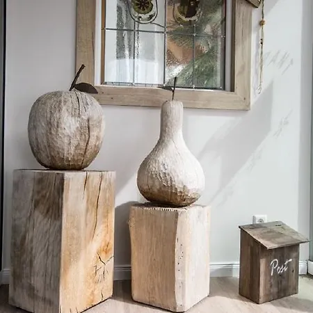 ＆ レストラン アム オブストガルテン