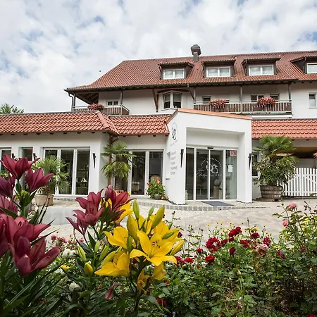 & Restaurant 
